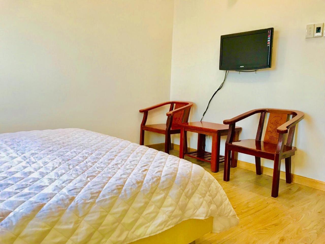 Quynh Anh Hotel Ho Chi Minh City Exterior photo