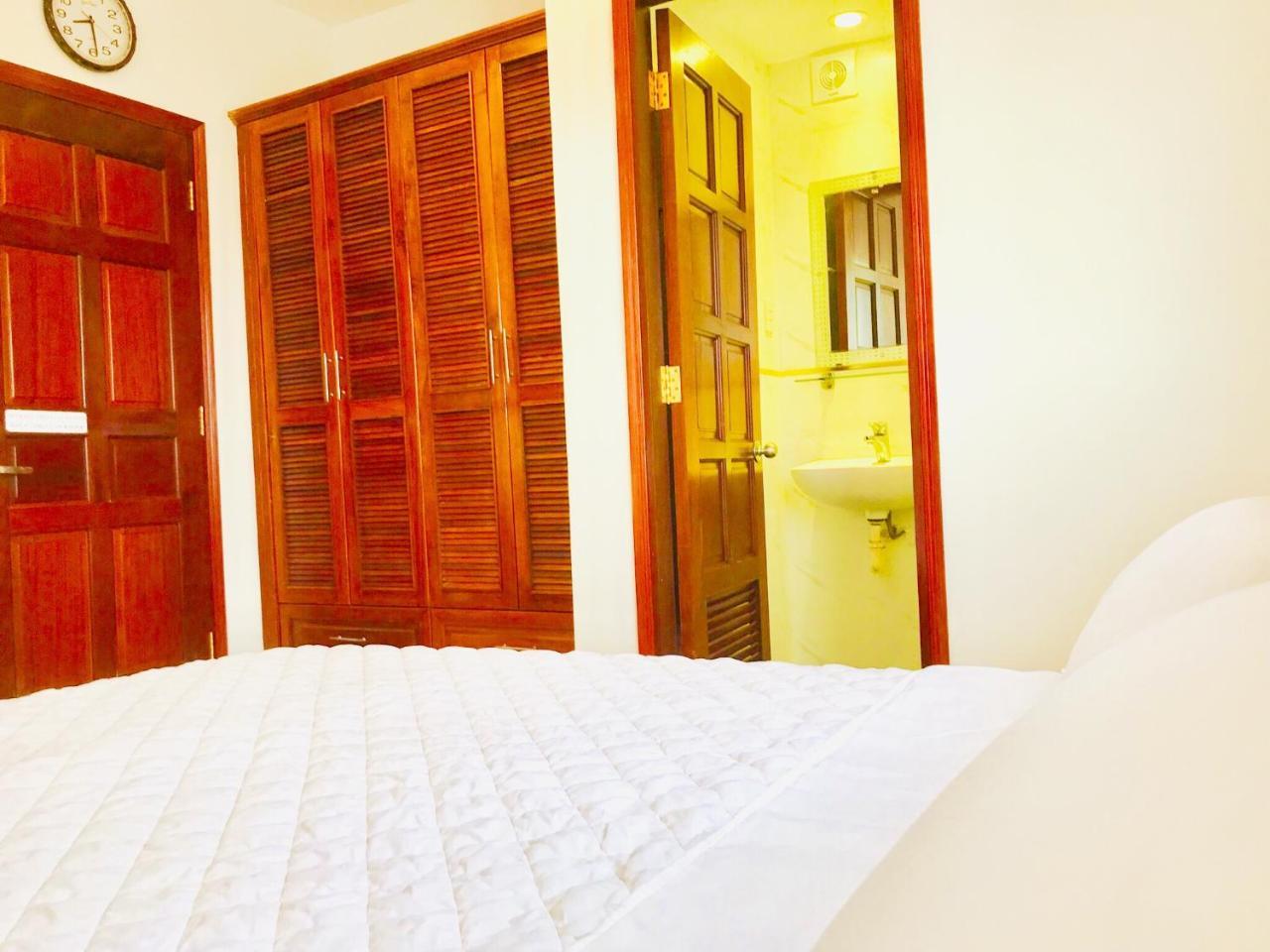 Quynh Anh Hotel Ho Chi Minh City Exterior photo